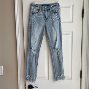 Frayed Hem Distressed Light Blue Women's Cropped Jeans 3